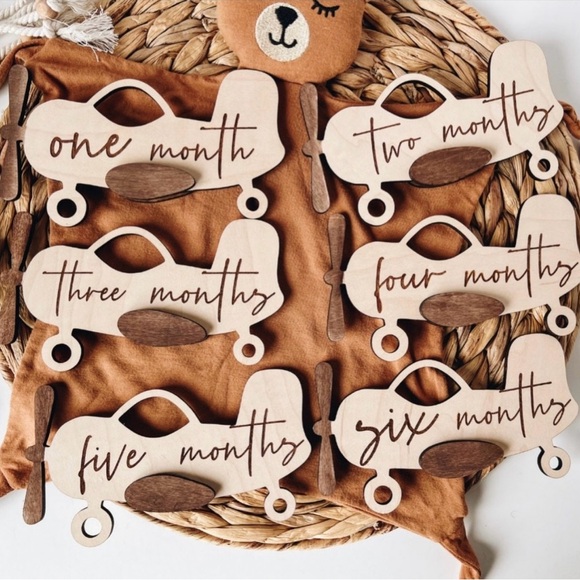 Airplane milestones, Cloud Milestones, Photo Props - Picture 3 of 4